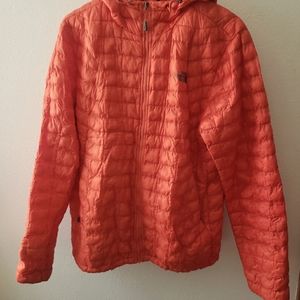 The North Face men's puffer hoodie jacket, L